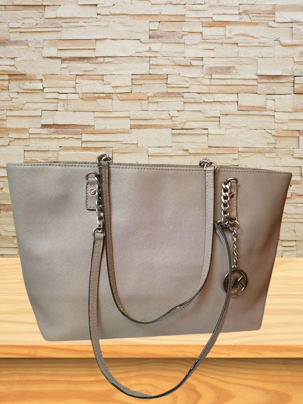 Michael Kors Large Saffiano Leather Beige Taupe Chain Tote Gold Accents